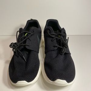 Brand New Nike Roshe One